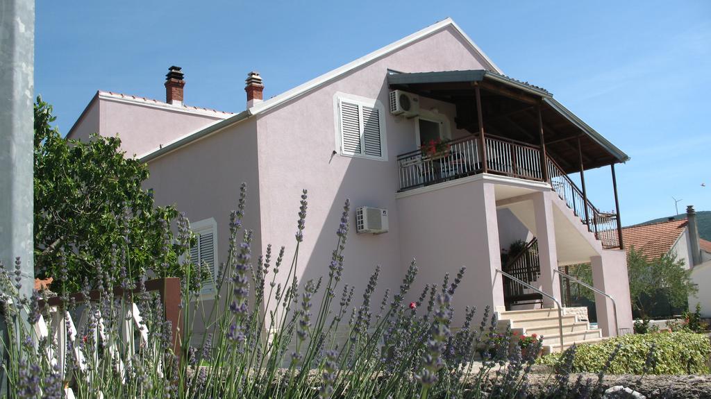 Hotel Krkahaus Lozovac Exterior foto