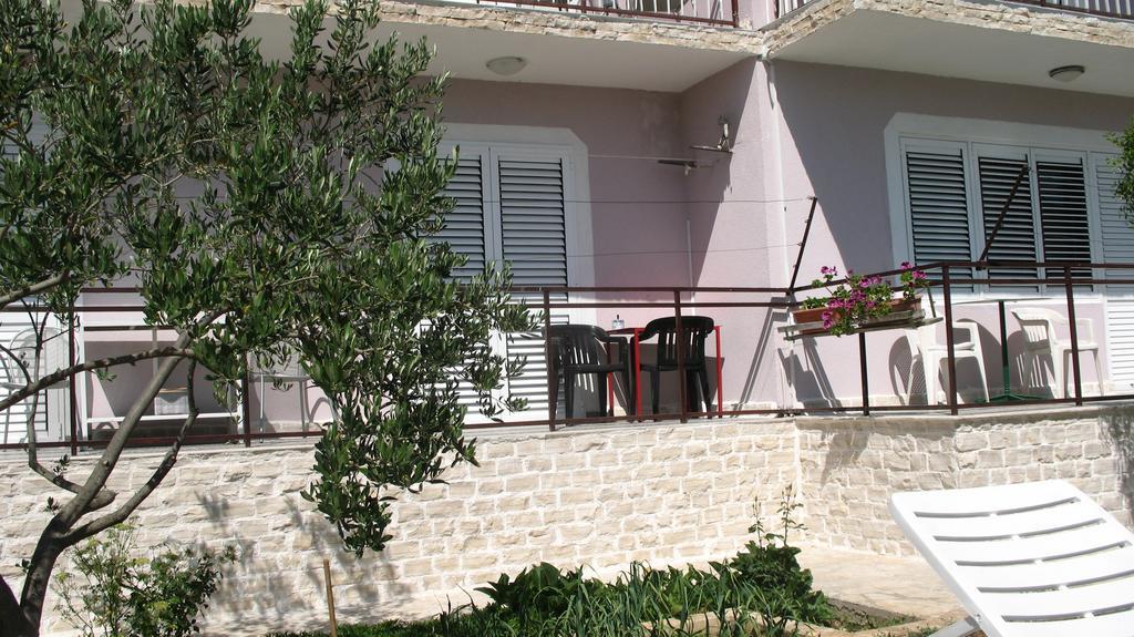 Hotel Krkahaus Lozovac Exterior foto