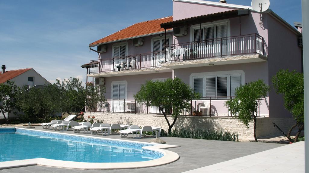 Hotel Krkahaus Lozovac Exterior foto